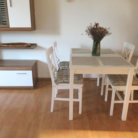 Elda Apartment Pula Bagian luar foto